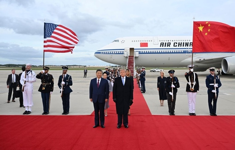 中国国家主席习近平抵达华盛顿对美国进行国事访问 美总统特朗普亲自机场迎接