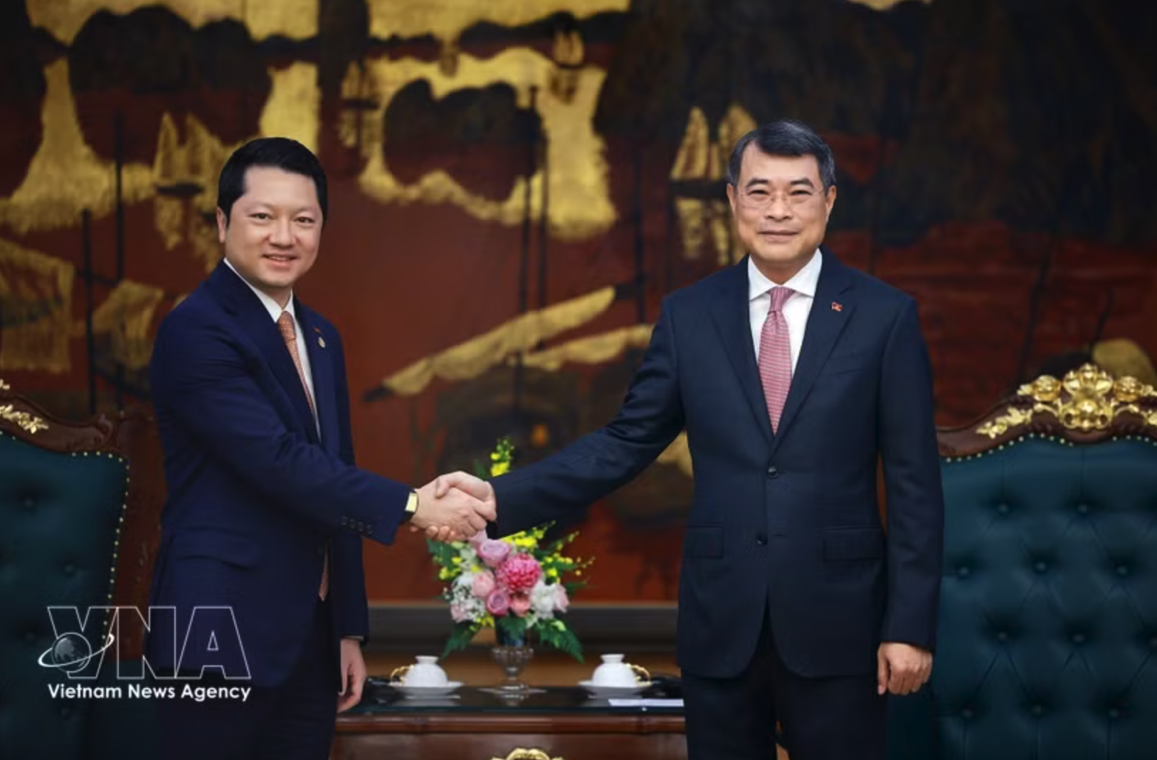 越南政府总理黎明兴会见柬埔寨监察部大臣索索肯 深化越柬监察合作