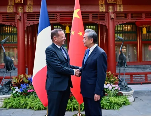 法国总统外事顾问博纳将来华举行中法战略对话 中国外交部介绍相关安排