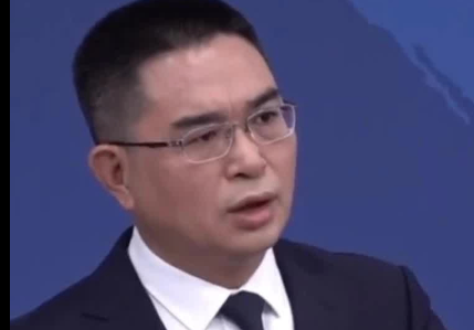 台湾艺人蔡康永现身沈伯洋竞选总部成立大会 中国国台办回应