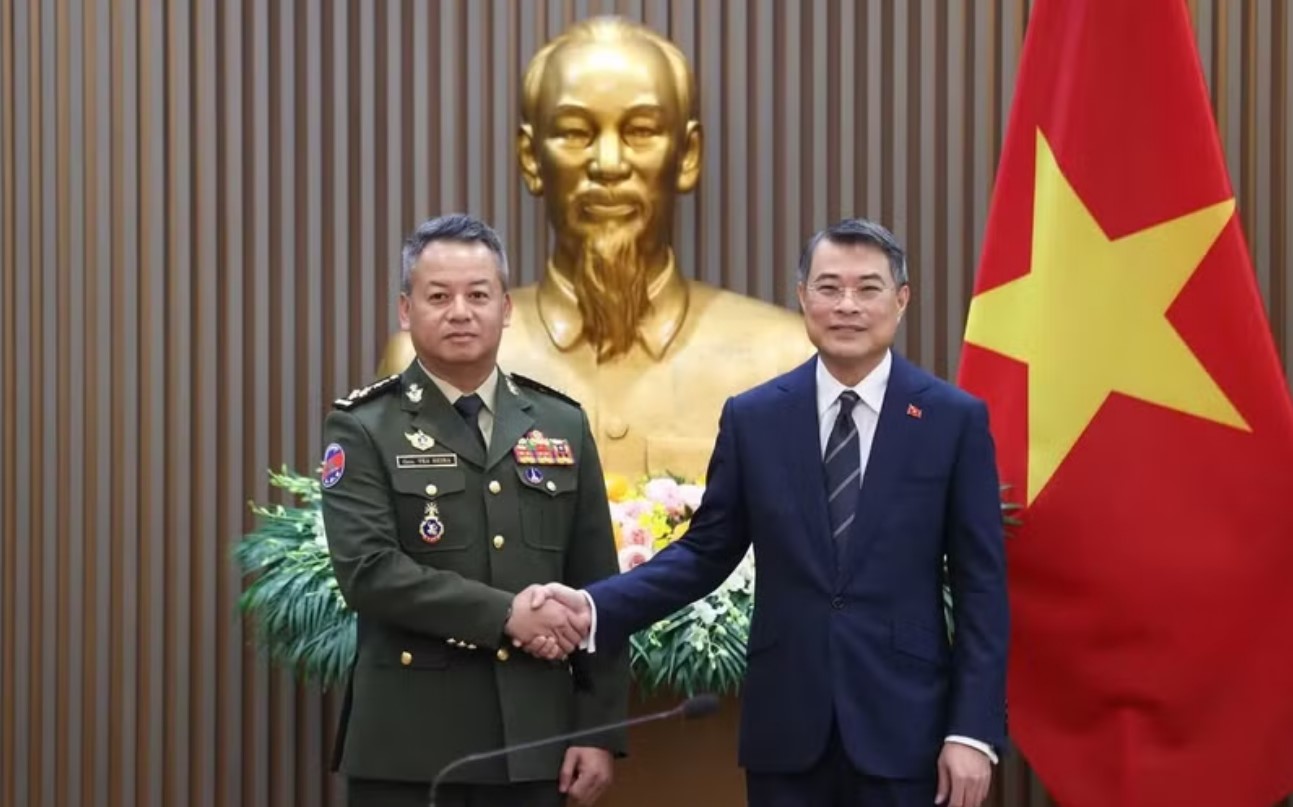 越南、柬埔寨两国进一步深化防务与多领域合作