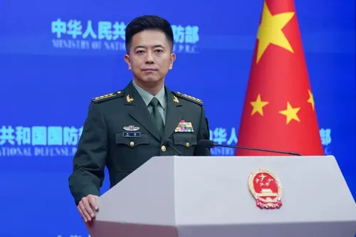 中国国防部回应菲防长言论：为一己私利破坏中菲两国两军关系 严重威胁地区和平稳定和东盟共同利益