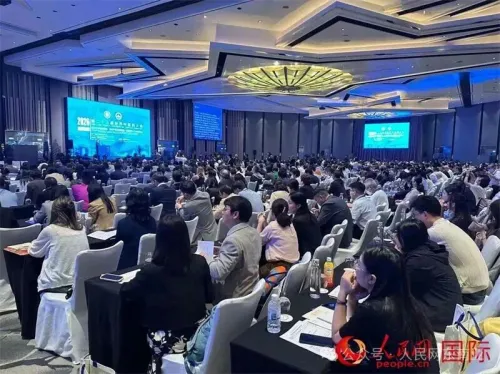 第二十三届世界中医药大会在新加坡开幕
