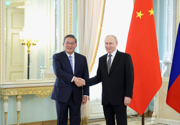 俄罗斯总统普京会见中国总理李强:中国国过去、现在和将来都是俄方最亲密、最可靠的伙伴