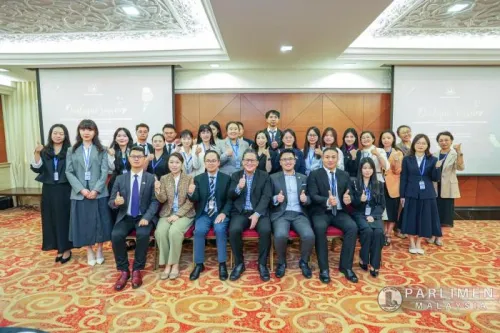 马中博士生与马来西亚上议院副议长面对面交流