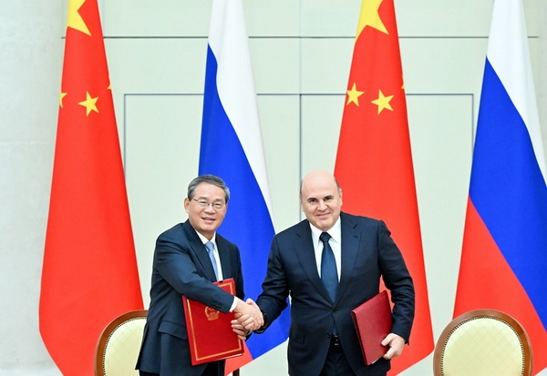 中国总理李强同俄罗斯总理米舒斯京共同主持中俄总理第三十一次定期会晤