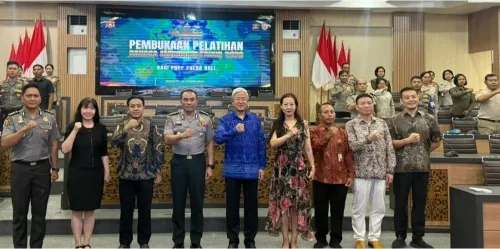 印度尼西亚巴厘省警署中文培训班开班