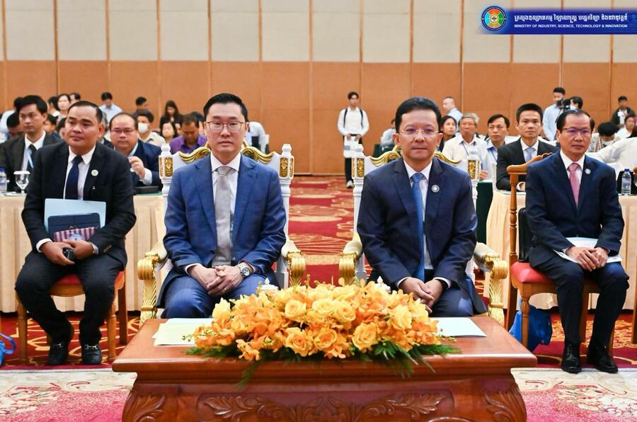 柬埔寨与澳大利亚深化水安全合作 应对气候变化挑战