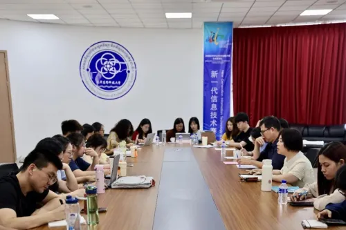 柬华应用科技大学召开教学教研与专业内涵建设专题会议