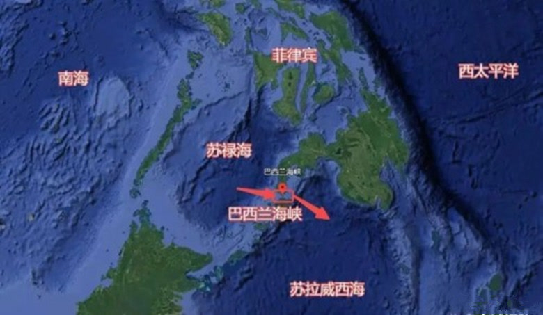 首次穿越菲律宾海腹地，中国辽宁舰航母编队释放了什么信号？